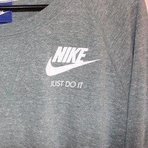 Womens Nike Long Sleeve T-Shirt
